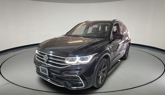 Volkswagen • Tiguan