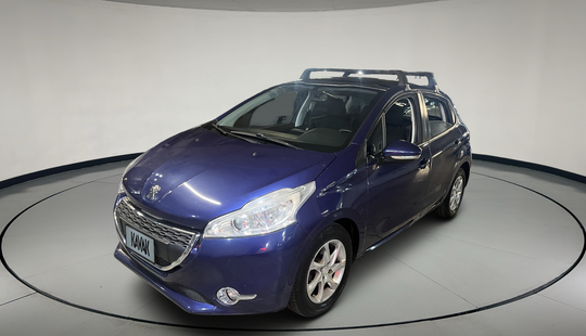 Peugeot • 208