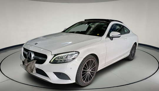 Mercedes Benz • Clase C