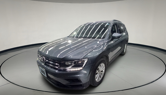 Volkswagen • Tiguan