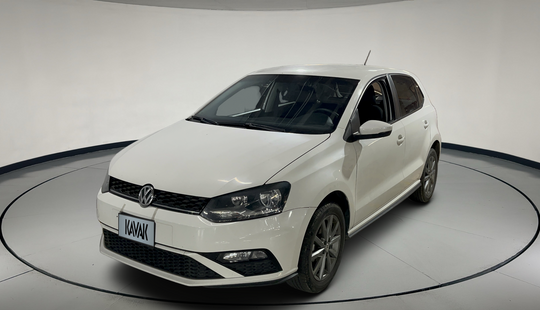 Volkswagen • Polo