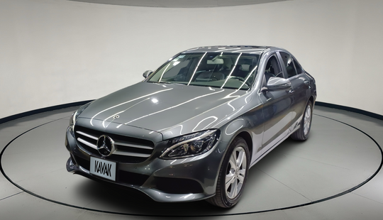 Mercedes Benz • Clase C