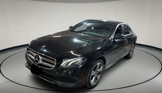 Mercedes Benz • Clase E