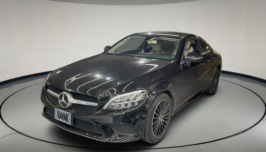 Mercedes Benz • Clase C
