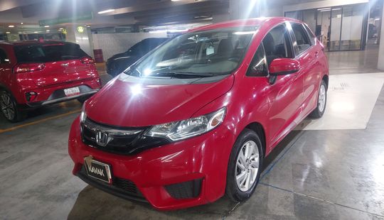 Honda • Fit