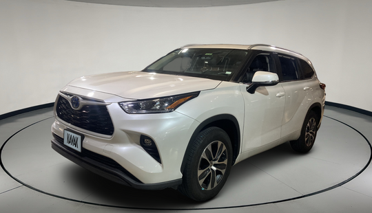 Toyota • Highlander