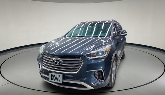 Hyundai • Santa Fe