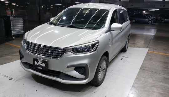 Suzuki • Ertiga