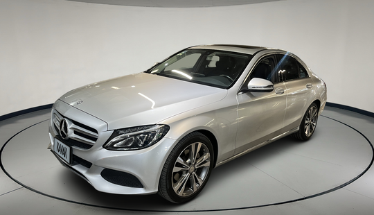 Mercedes Benz • Clase C