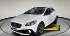 Volvo V40 2.0 MOMENTUM T4 AT AWD Hatchback 2016