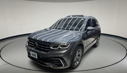 Volkswagen • Tiguan