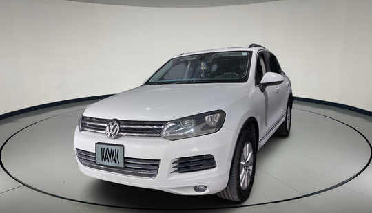Volkswagen • Touareg