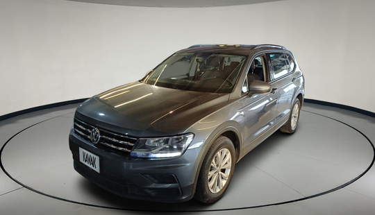 Volkswagen • Tiguan