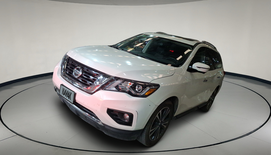 Nissan • Pathfinder