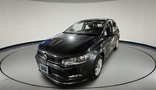 Volkswagen • Polo