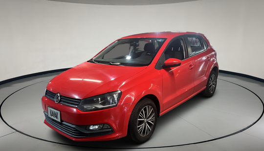 Volkswagen • Polo