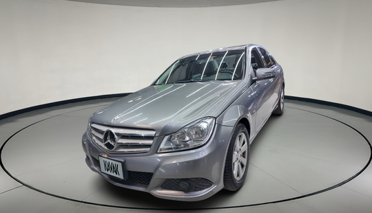 Mercedes Benz • Clase C