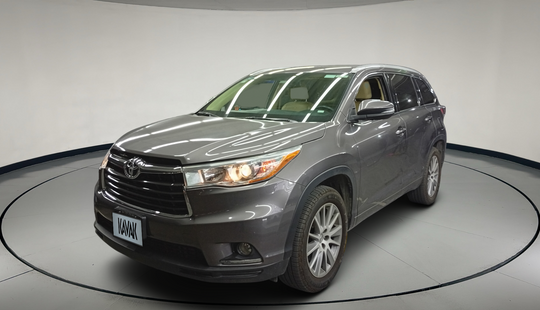 Toyota • Highlander