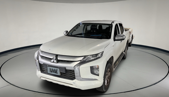 Mitsubishi • L200