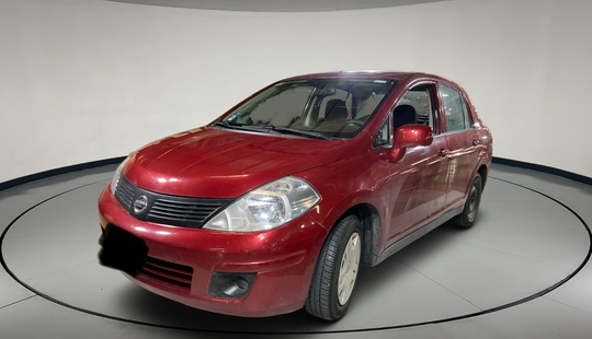 Nissan • Tiida