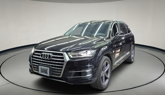 Audi • Q7