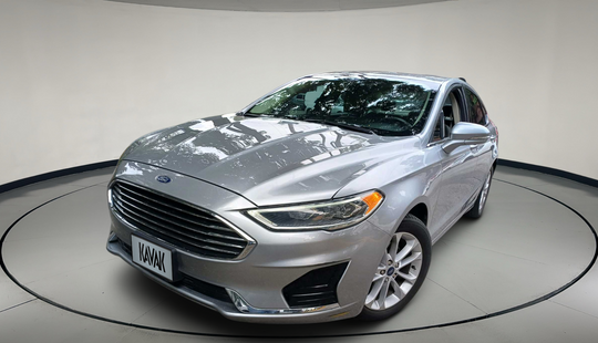 Ford • Fusion