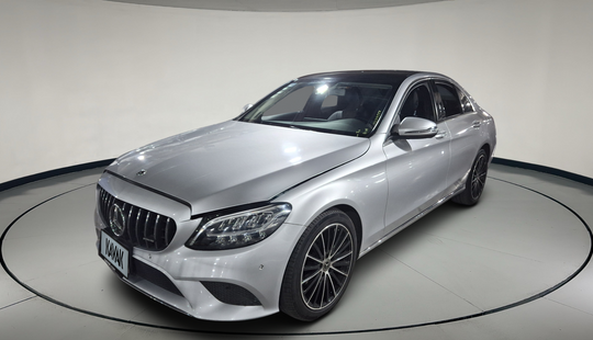 Mercedes Benz • Clase C