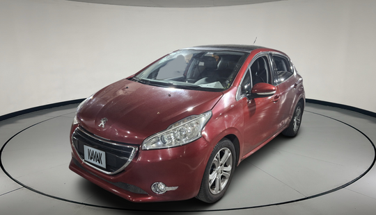 Peugeot • 208