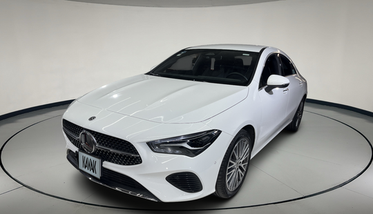 Mercedes Benz • Clase CLA