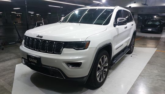 Jeep • Grand Cherokee
