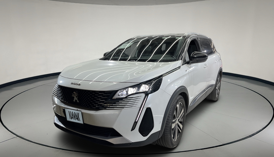 Peugeot • 5008