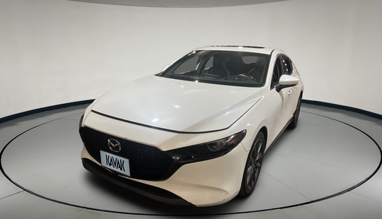 Mazda • Mazda 3