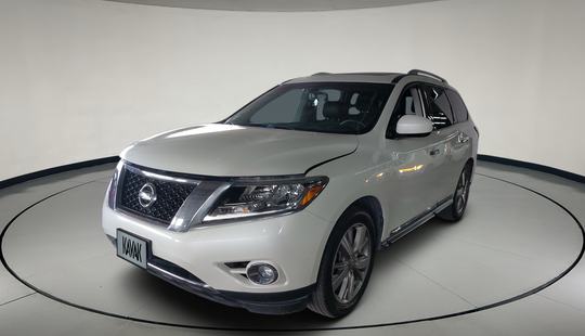 Nissan • Pathfinder