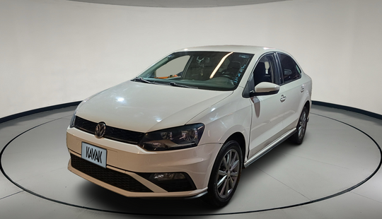 Volkswagen • Vento