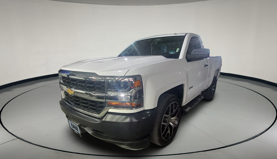 Chevrolet • Silverado 2500