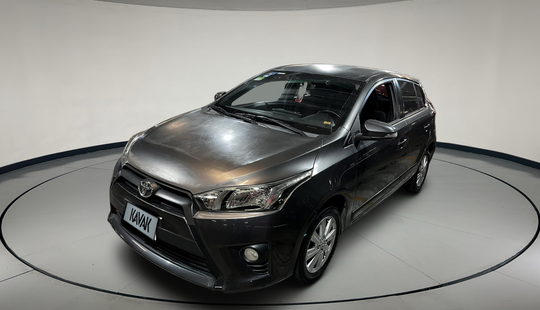 Toyota • Yaris