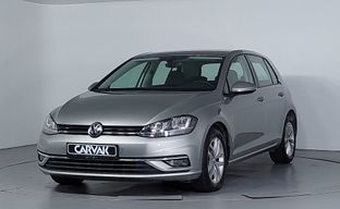 Volkswagen • Golf