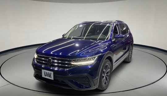 Volkswagen • Tiguan