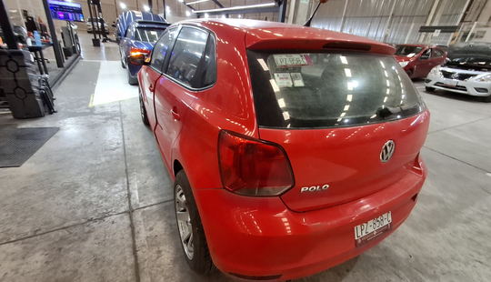 Volkswagen • Polo