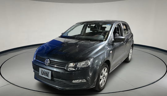 Volkswagen • Polo