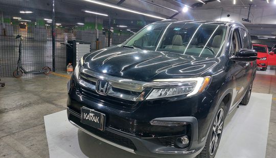 Honda • Pilot