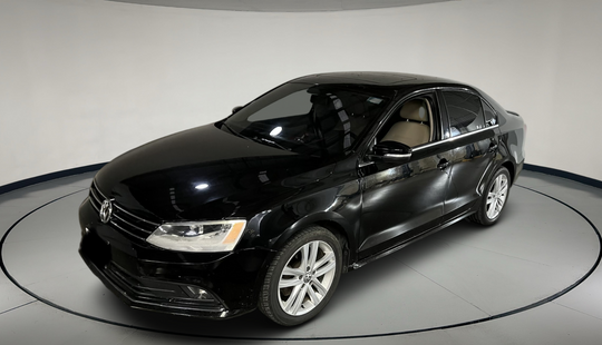 Volkswagen • Jetta