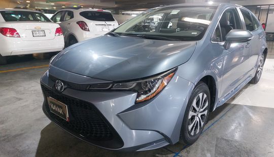 Toyota • Corolla