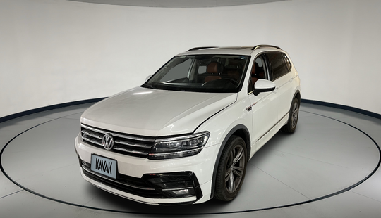 Volkswagen • Tiguan