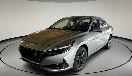 Hyundai • Elantra