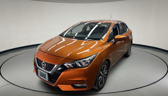Nissan • Versa