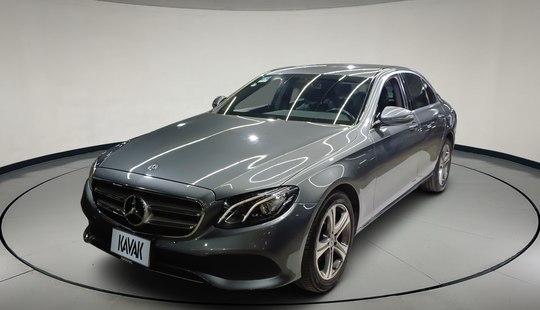 Mercedes Benz • Clase E