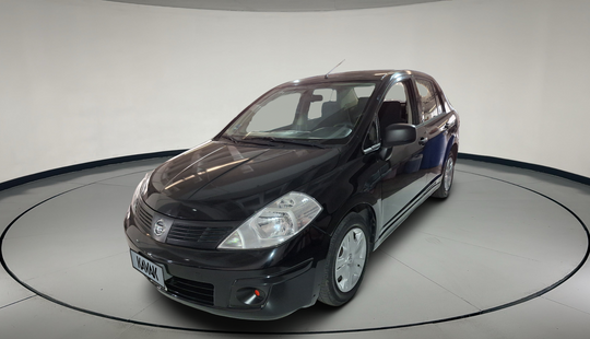Nissan • Tiida