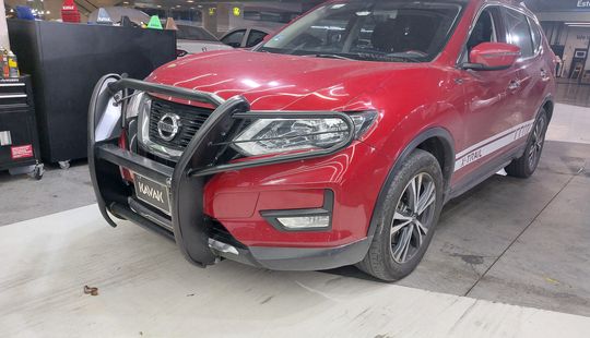 Nissan • X-Trail