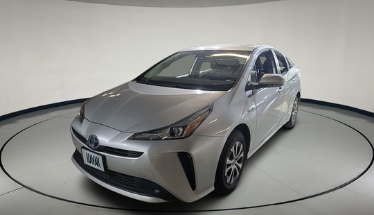 Toyota • Prius